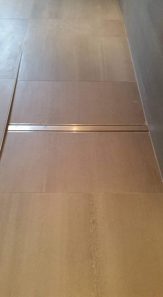 Douche italienne caniveau