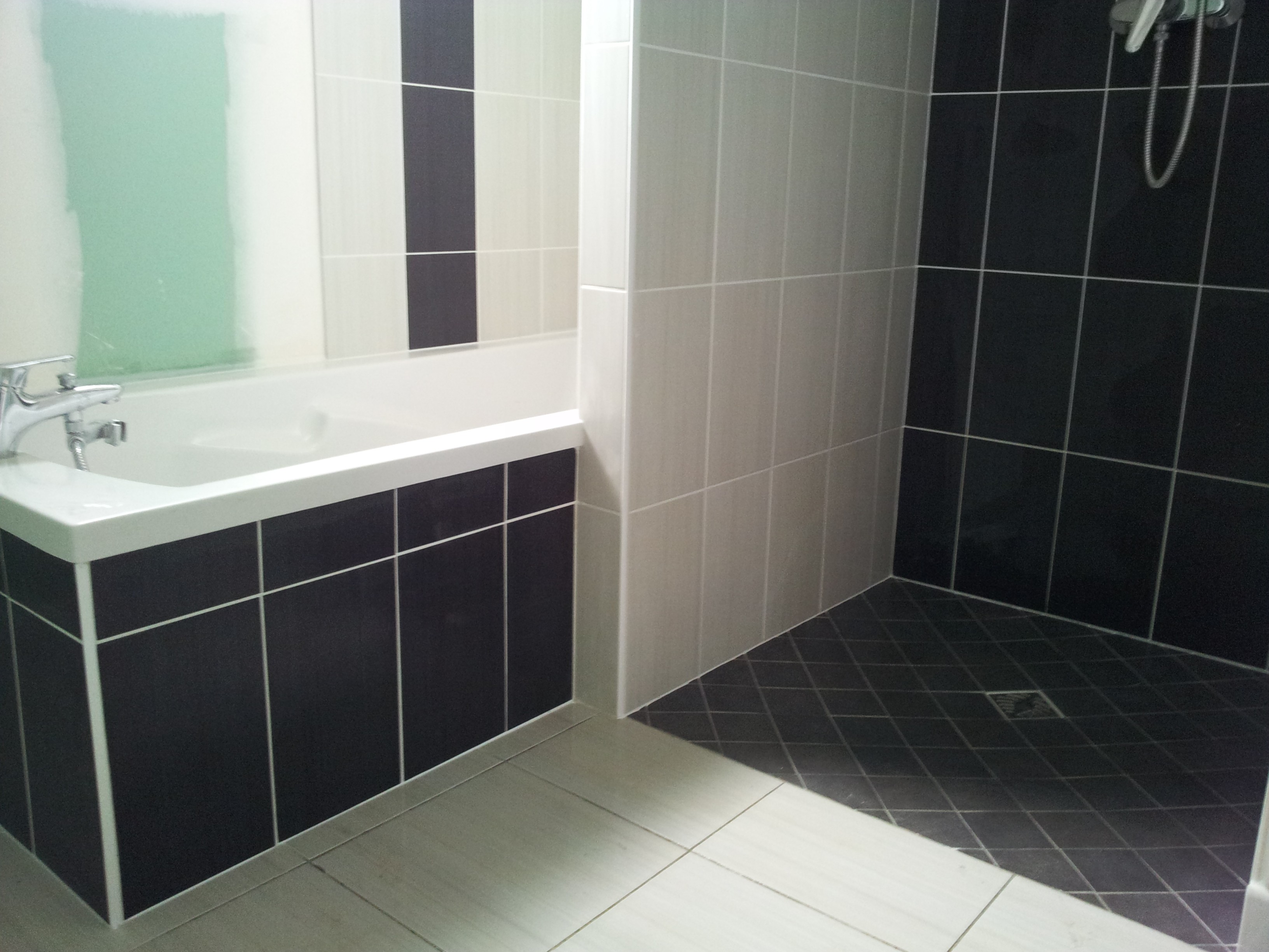 Faience baignoire et douche