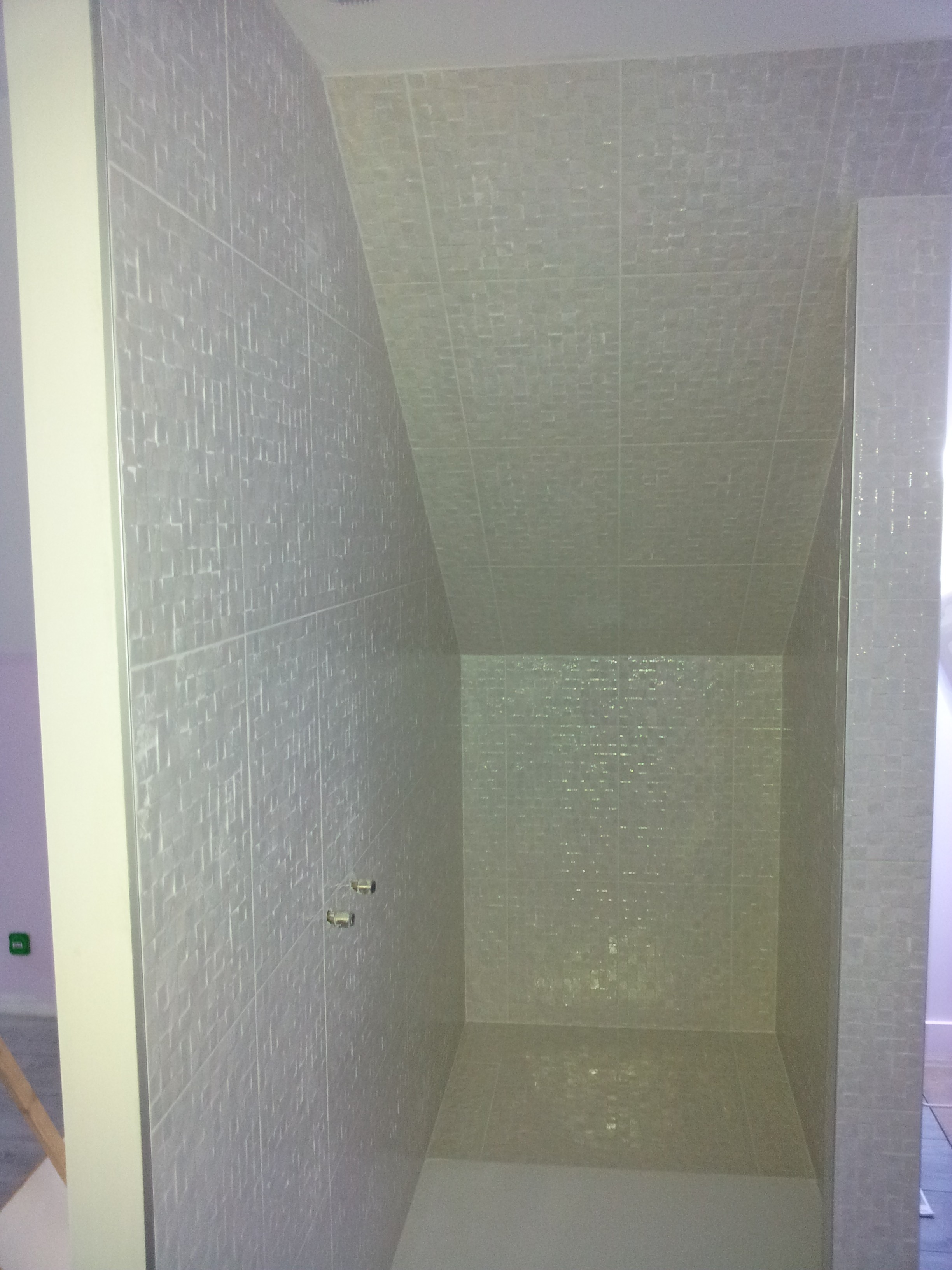 Faience douche blanche